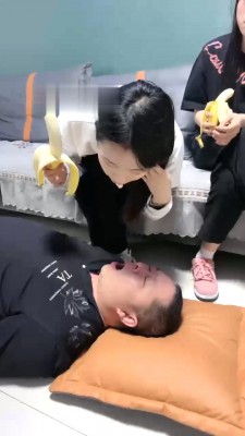 【精神小妹】3素人学生主-口水+浓痰+咀嚼物喂食 bf28362-绳艺套路资源网